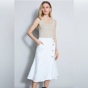 NWT Elie Tahari Elegant White Button-Down Skirt Size 4